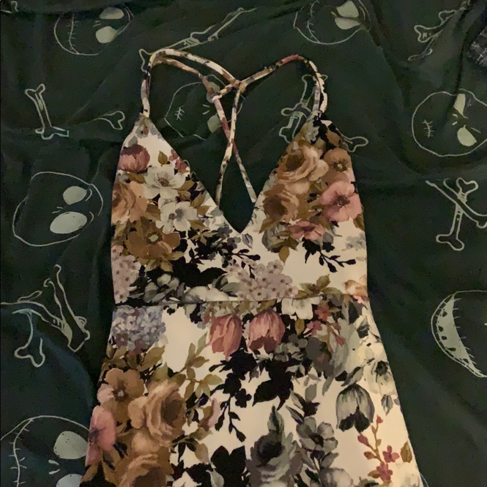 Fitted dress from Windsor.